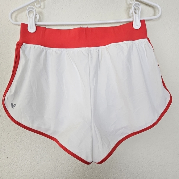 NWT IVL Collective Hydralux Shorts Size 6 White Pink Athletic Running Shorts - Picture 6 of 14